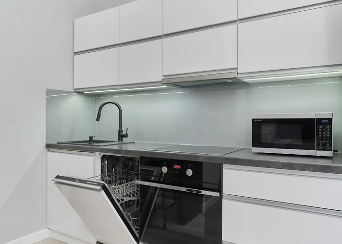 Odra Tower With Free Garage By Renters דירה *